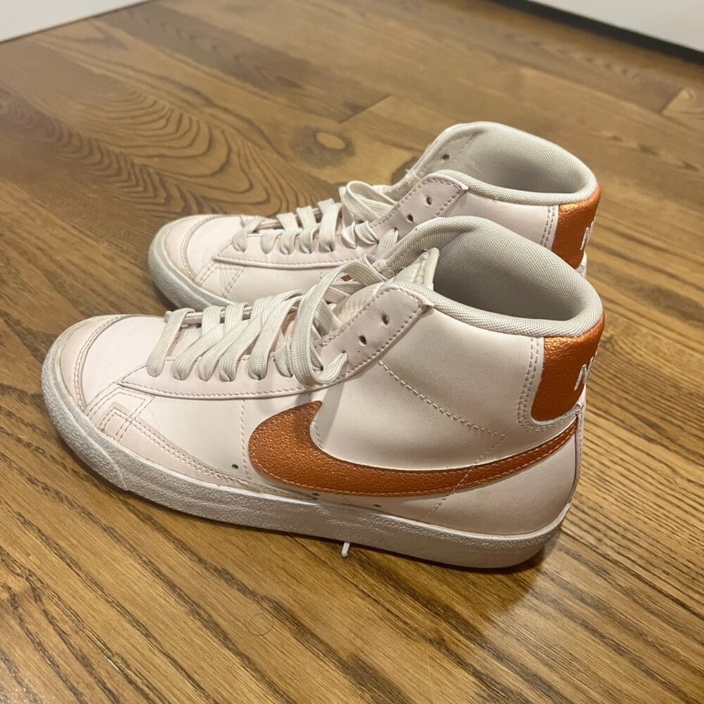 Nike Shoes Womens Size 7